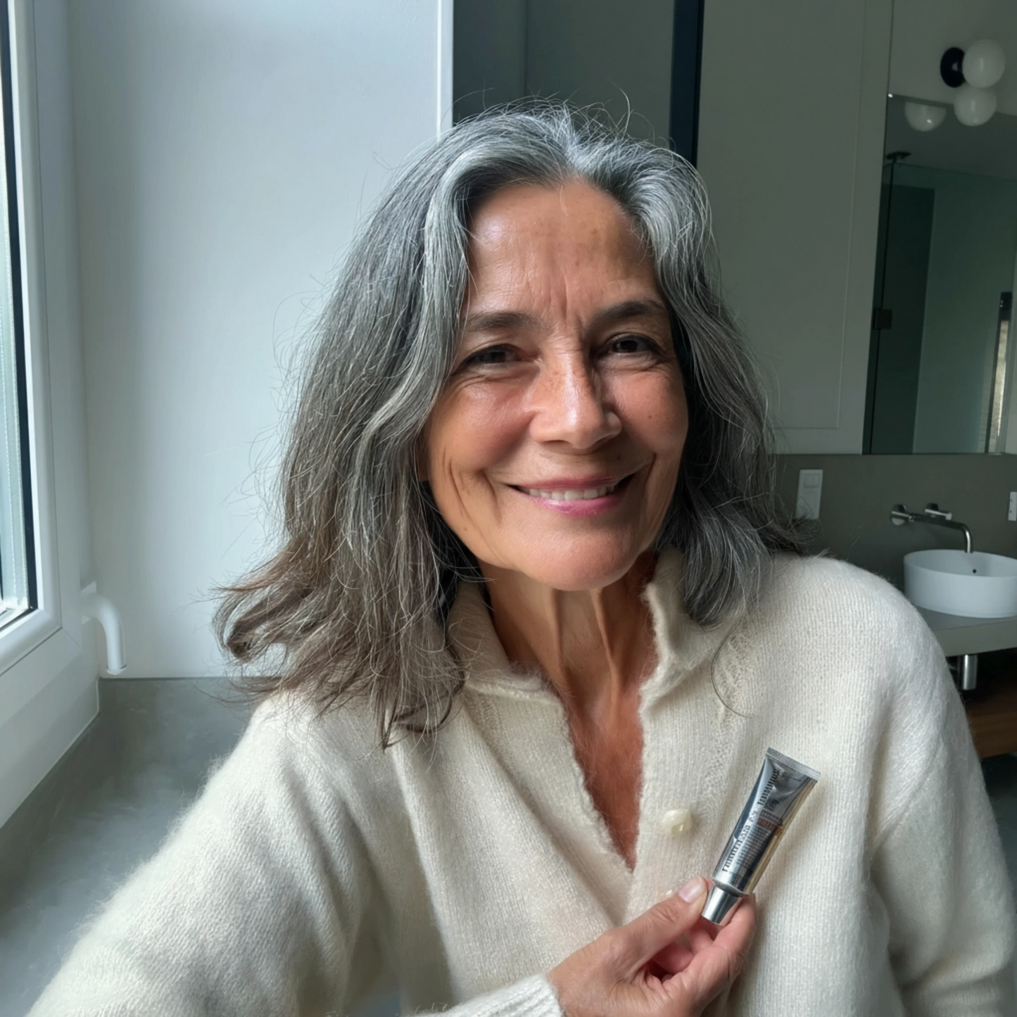 קרם מיצוק עיניים זמני